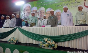 PAS-review relations with pakatan