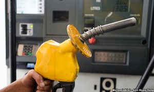 China cuts oil prices