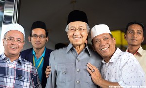 mahathir mos