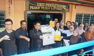 yrsayEChasnoresontohide